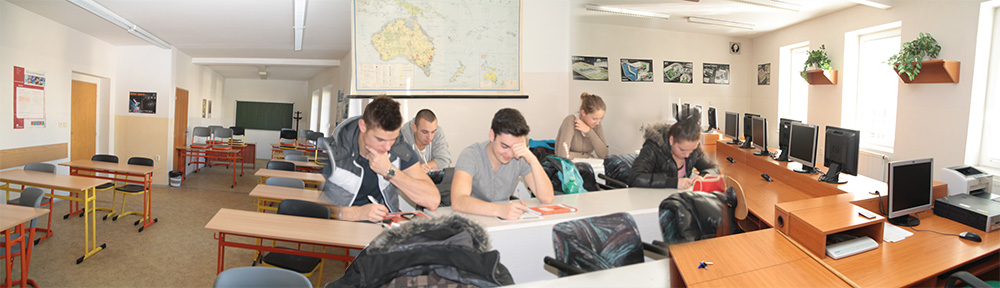 Střední škola AGC a.s.